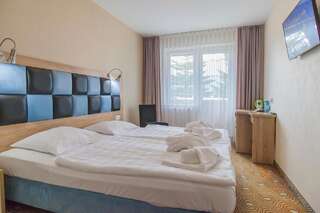 Курортные отели Imperiall Resort & MediSpa Устроне-Морске Двухместный номер с 1 кроватью или 2 отдельными кроватями и балконом-3
